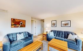 Mountainside Resort B202